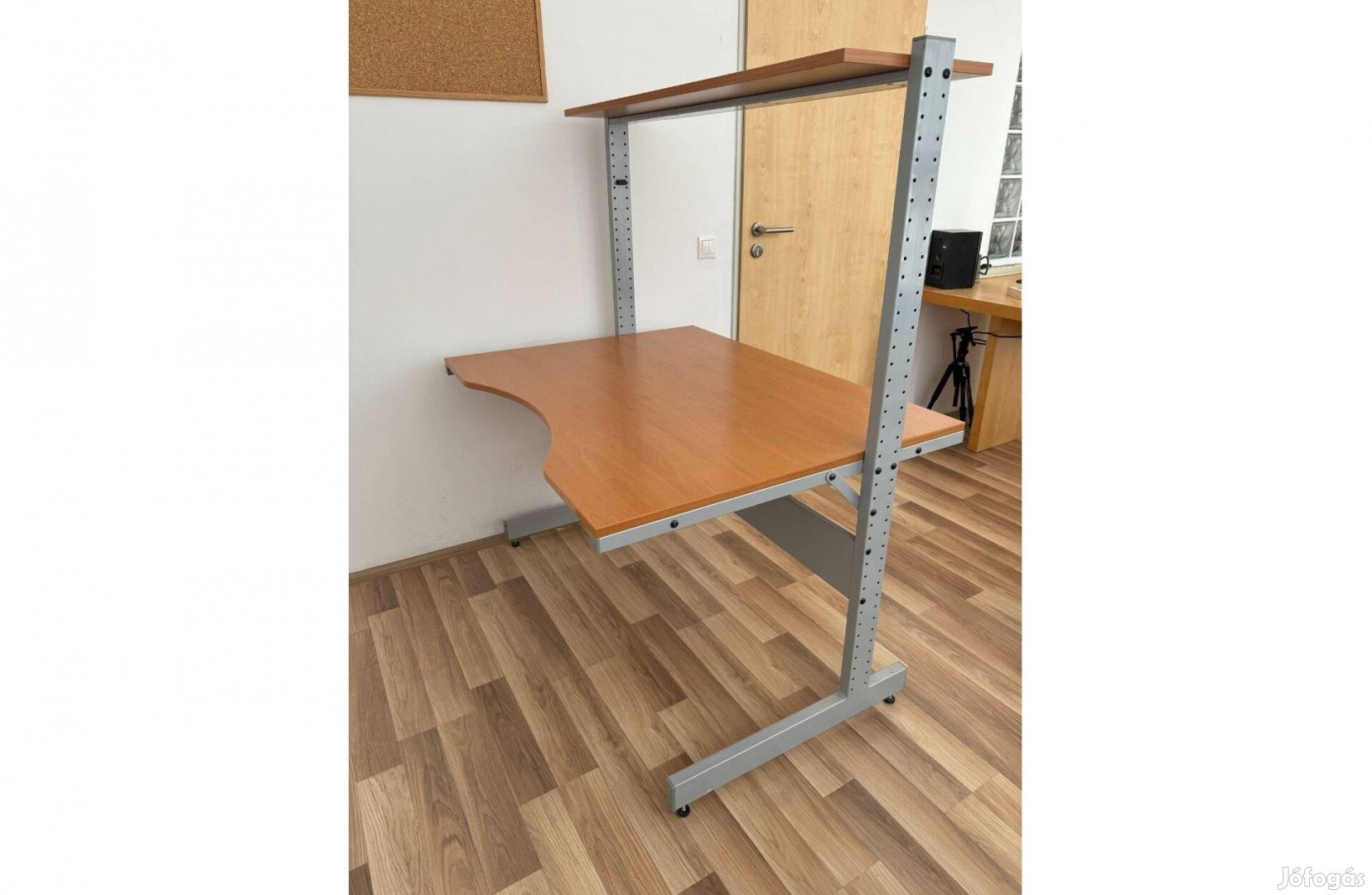 Ikea Jerker állítható magasságú íróasztal eladó