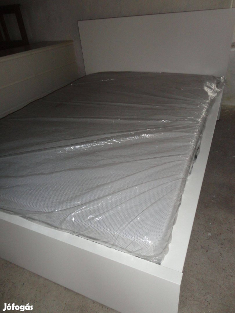 Ikea Malm ágy 140x200 komplett
