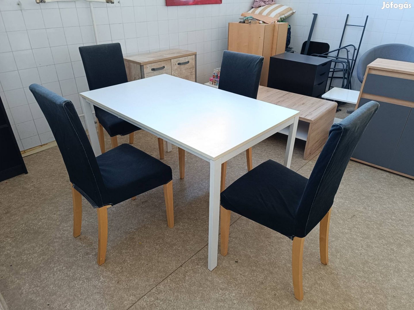 Ikea Mellatorp fehér színű étkezőasztal+4db Ikea Herry étkező szék