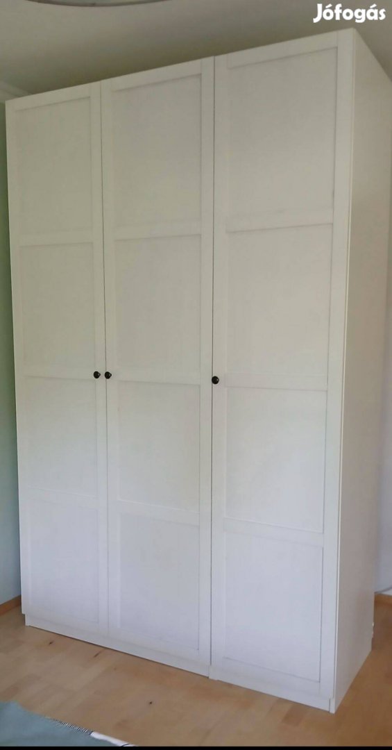 Ikea Pax gardróbszekrény Hemnes fa ajtókkal 150x236x60 cm