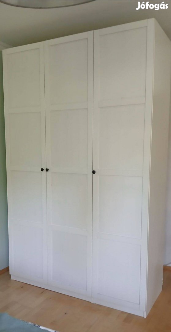 Ikea Pax gardróbszekrény Hemnes fa ajtókkal 150x236x60 cm