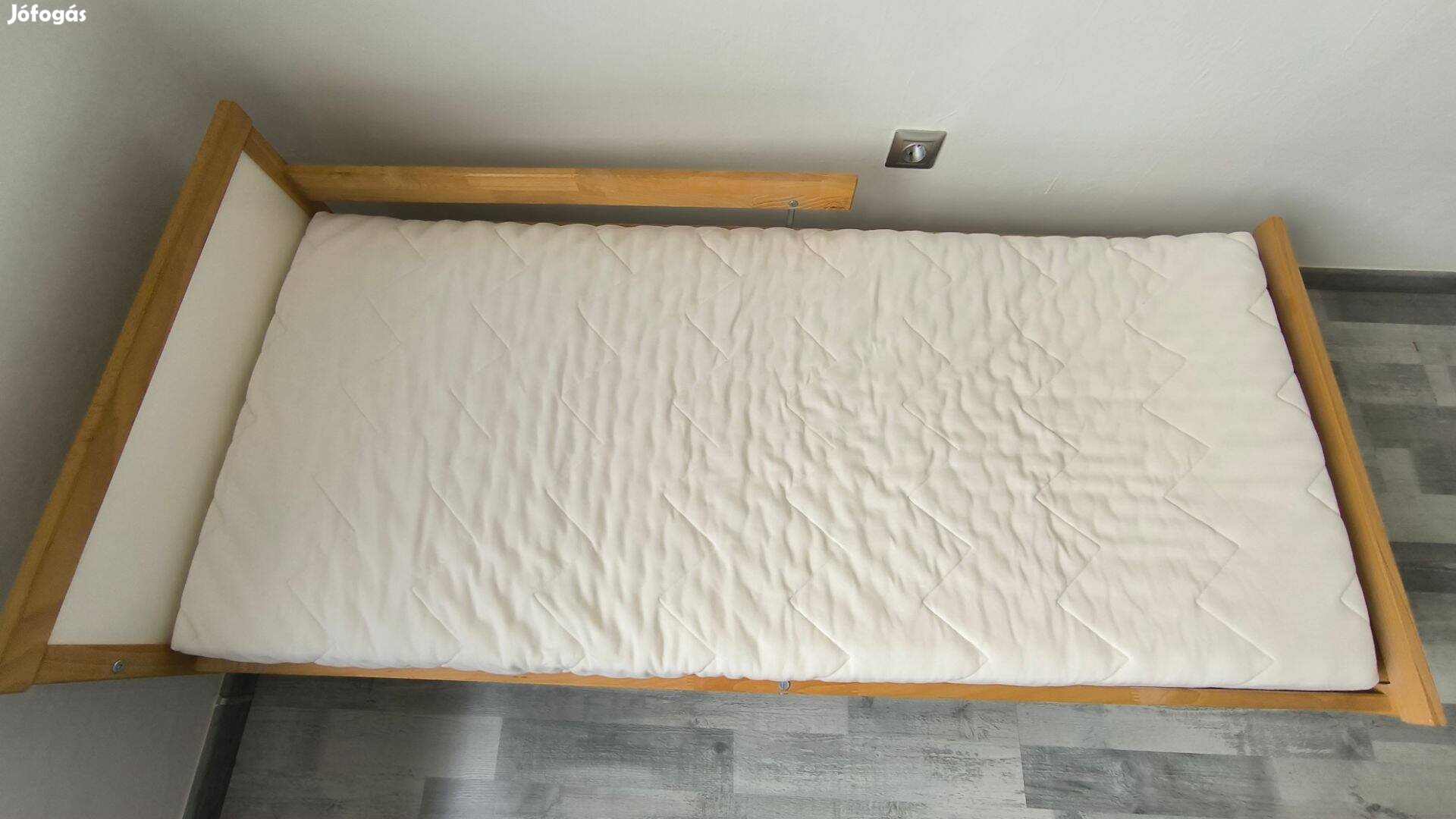 Ikea Sniglar Ágykeret ágyráccsal, matraccal