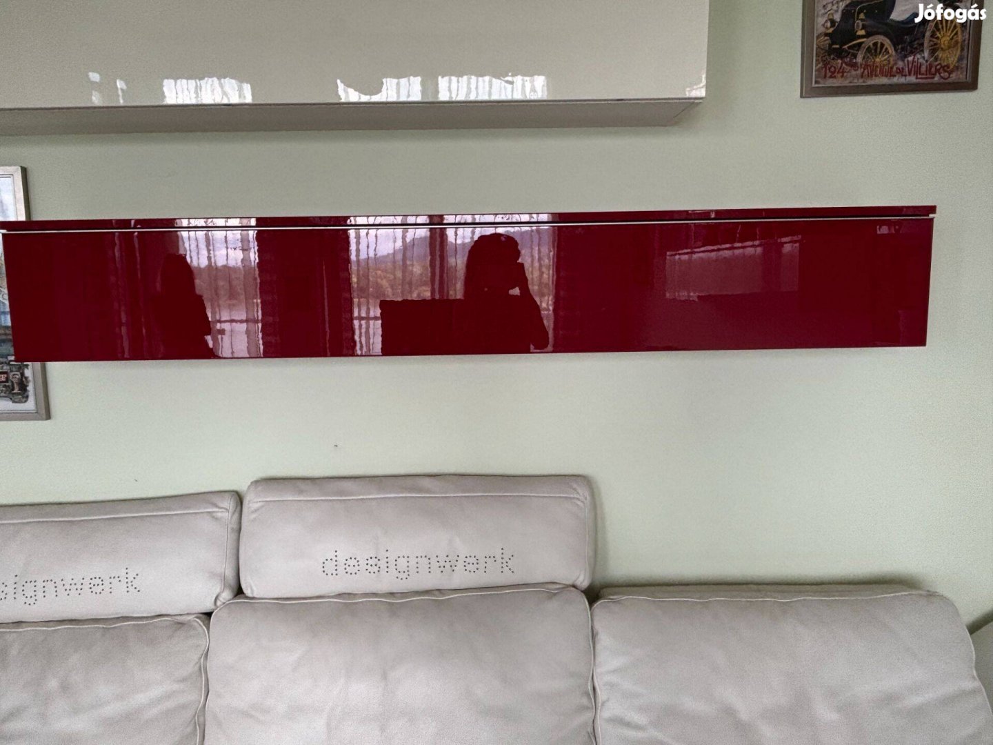 Ikea fali szekrény 2db bordó 2db fehér (20 000 Ft/db)