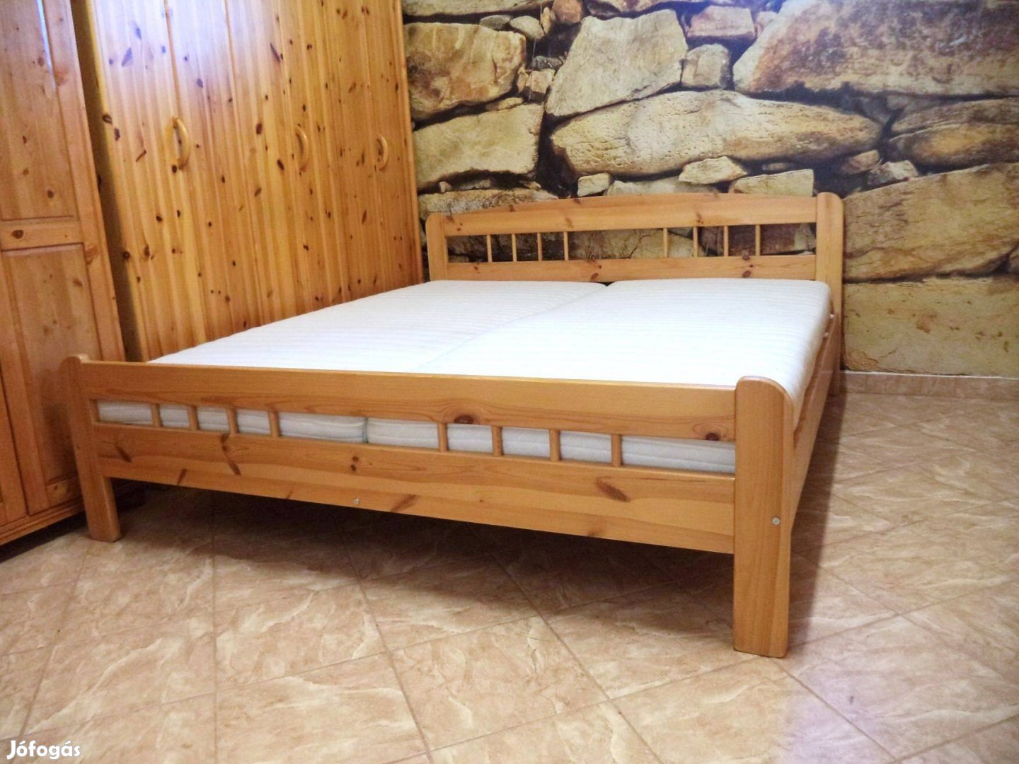 Ikea fenyő franciaágy 180x200