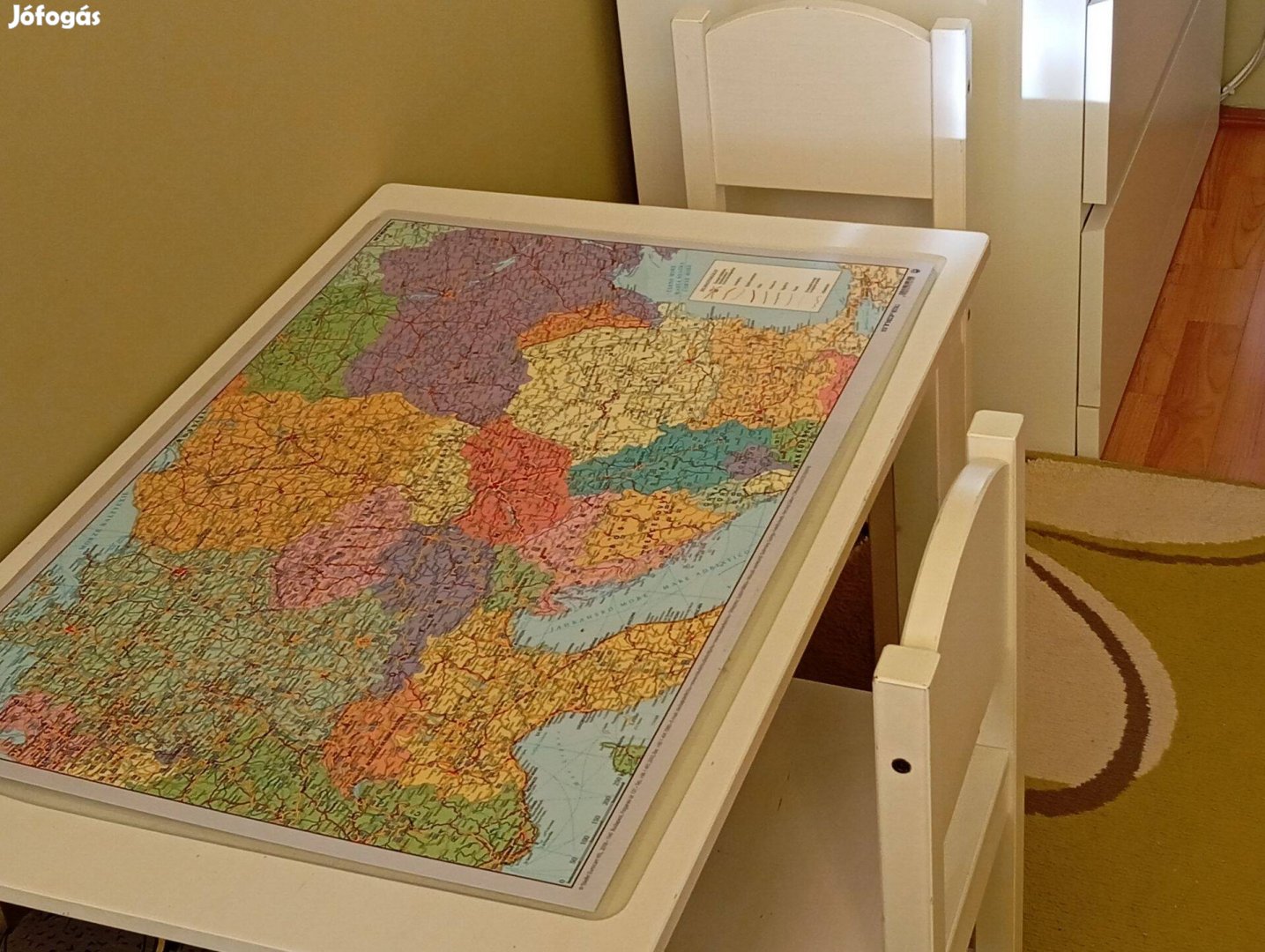 Ikea gyerek asztal2db szék