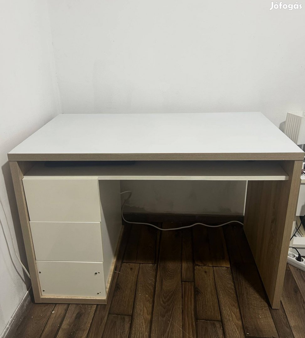 Ikea íróasztal