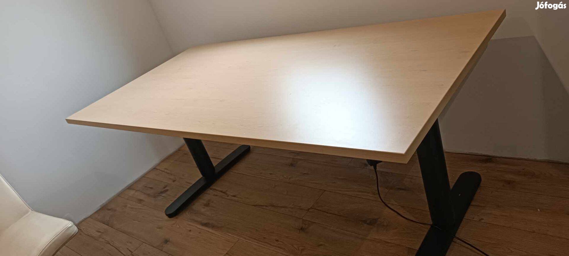 Ikea motoros íróasztal
