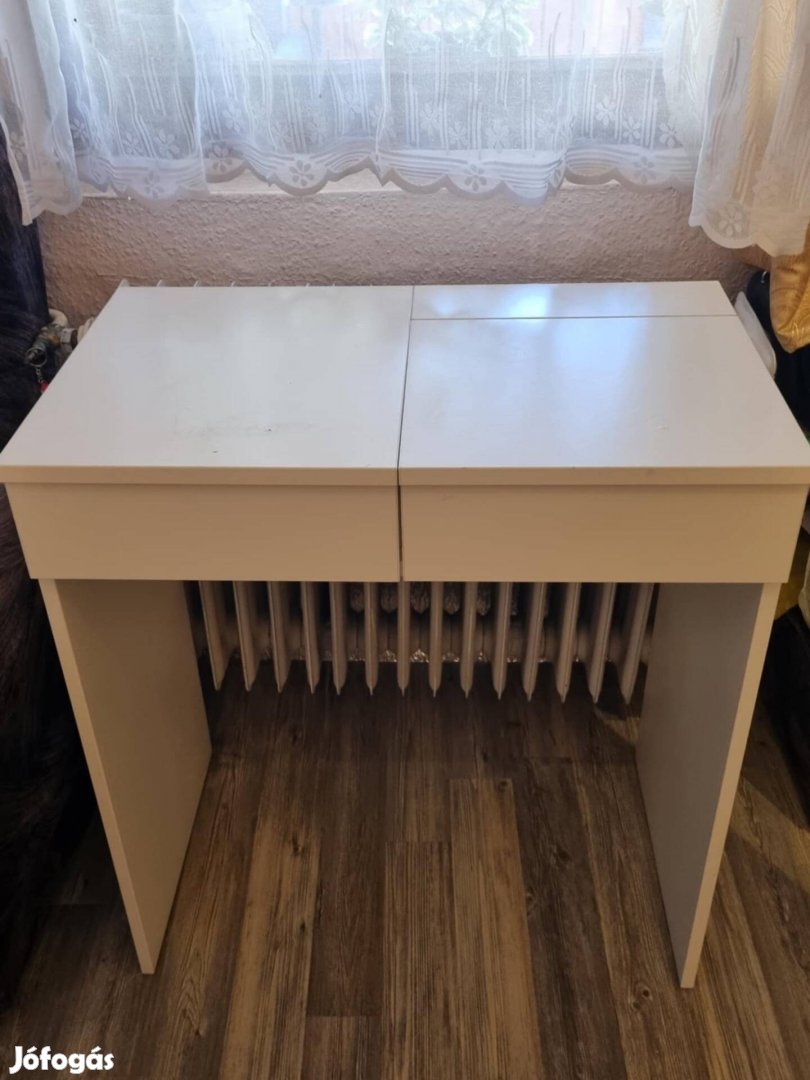 Ikea szépítkező asztal
