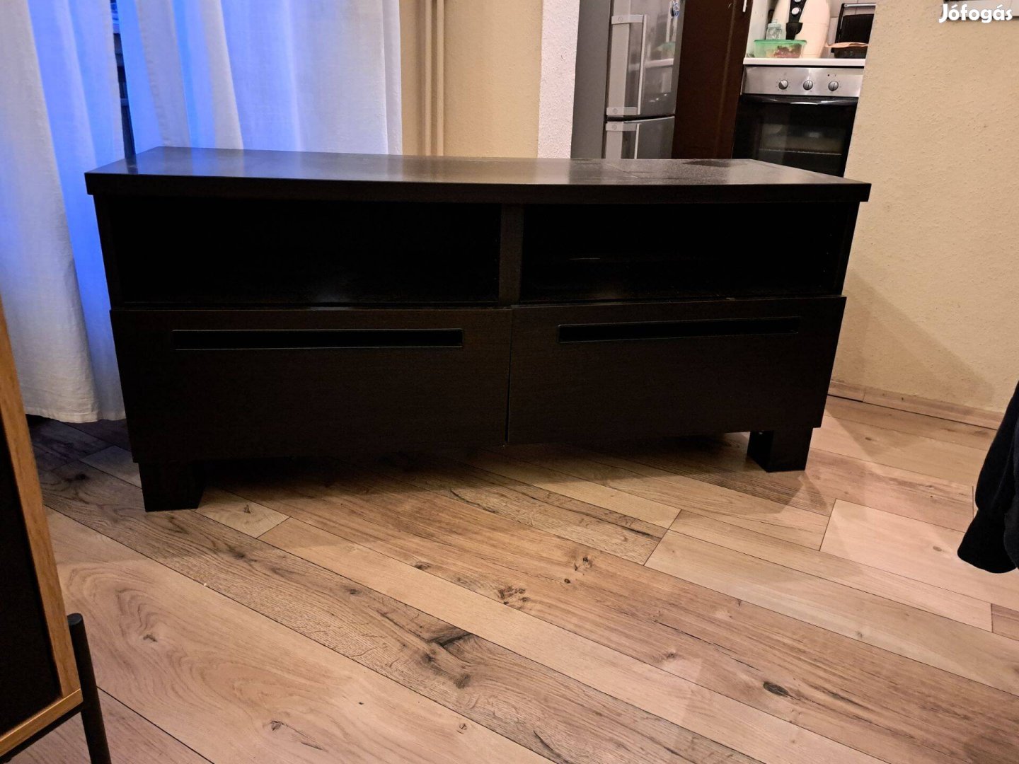 Ikeás TV.állvány eladó