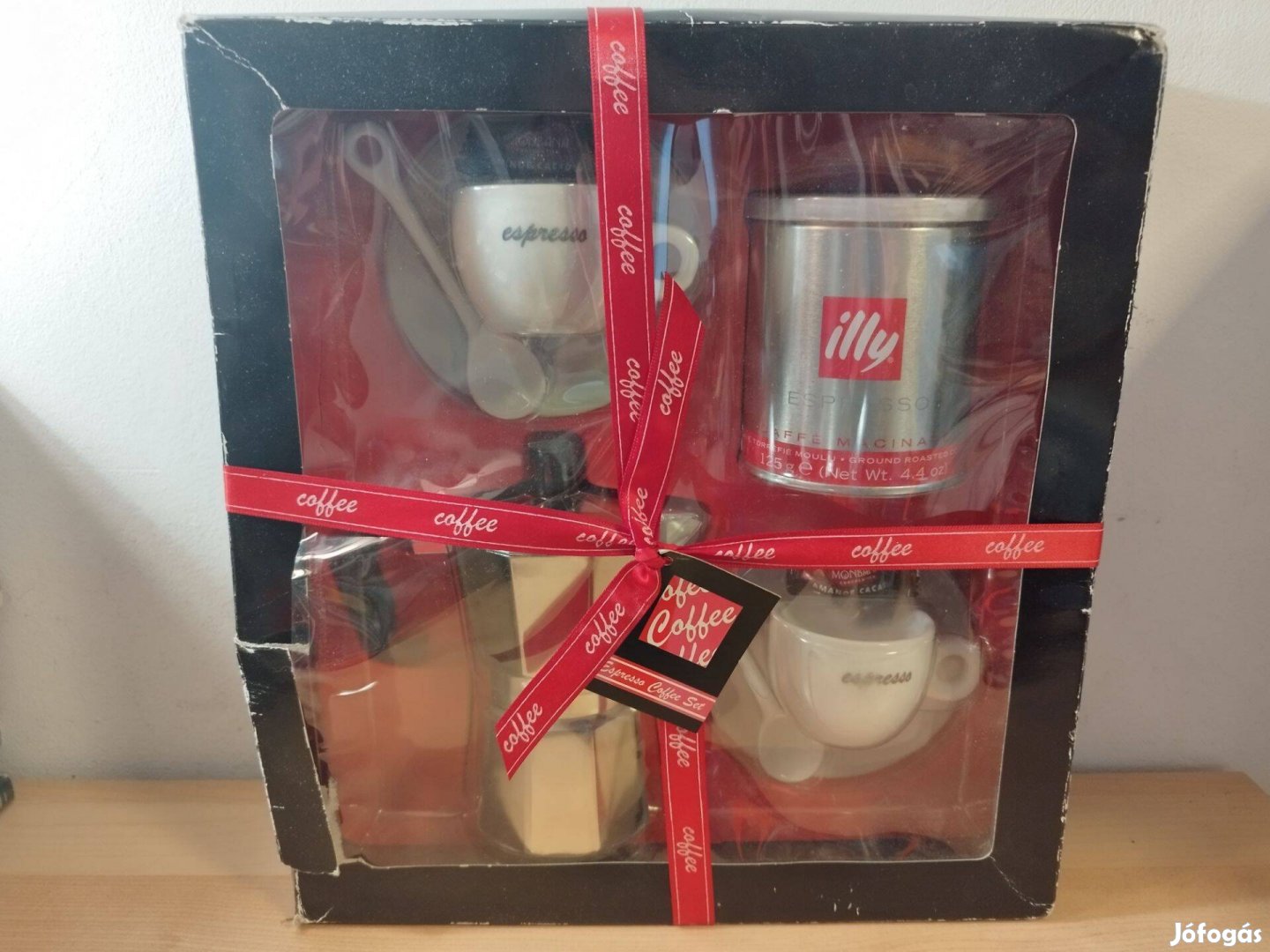 Illy espresso kávé készlet eladó kotyogóval és csészékkel