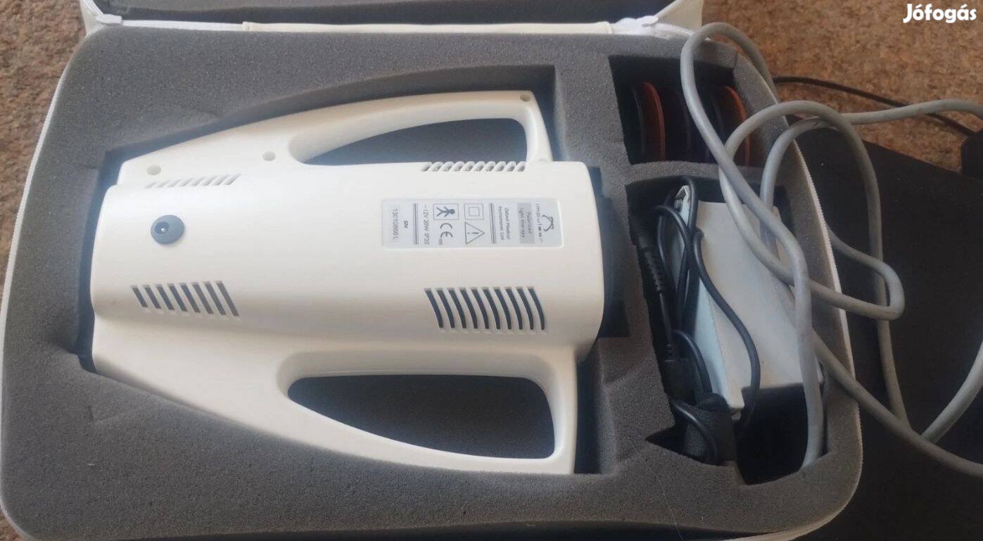 Impulzer Polarizált fényterápiás lámpa színekkel megkímélt