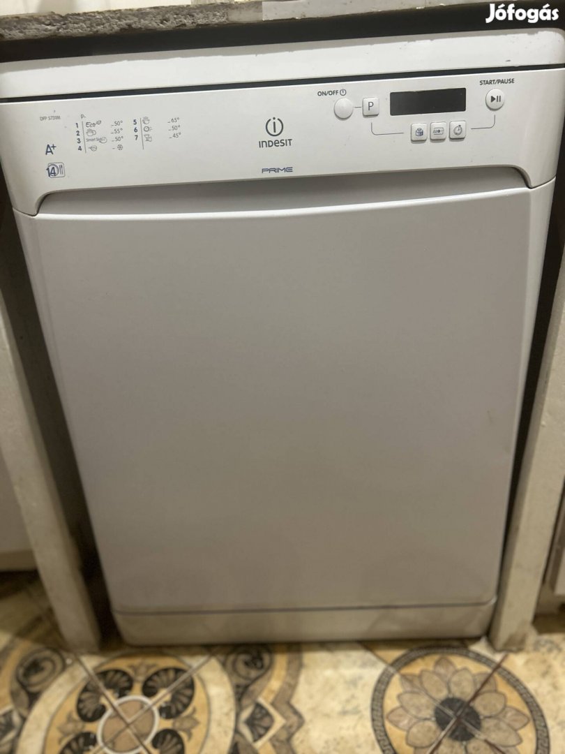 Indesit 12 terítékes mosogatógép 