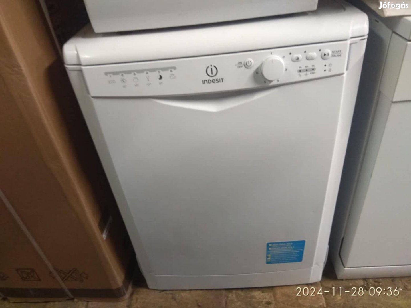 Indesit 60 cm széles 12 terítékes mosogatógép garanciával