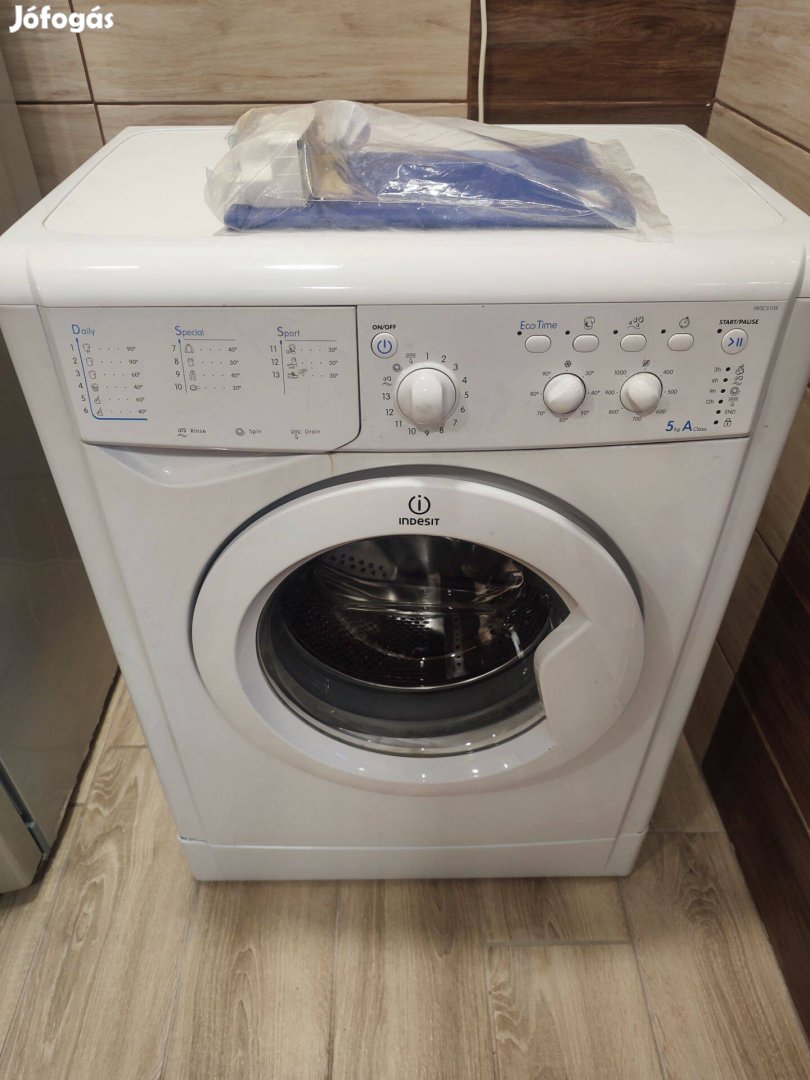 Indesit Keskeny mosógép 5kg A class Rozsdamentes gyönyörű állapot