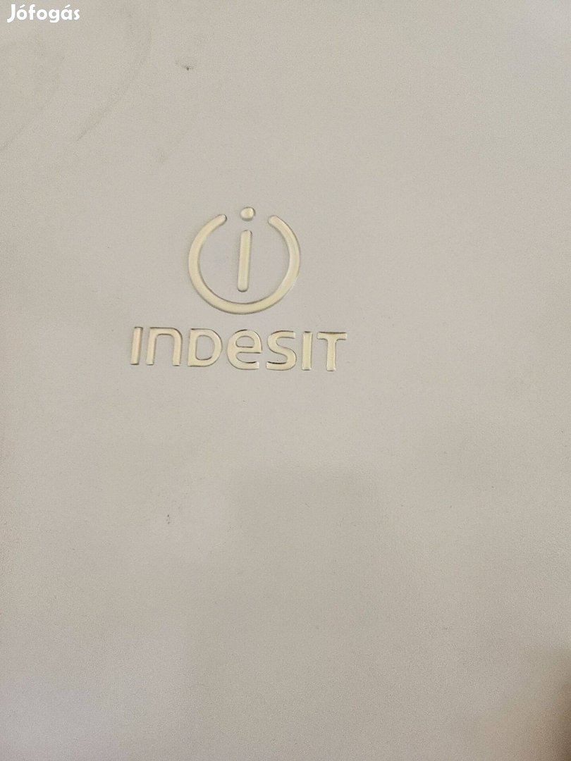 Indesit hűtőszekrény mélyhűtő résszel