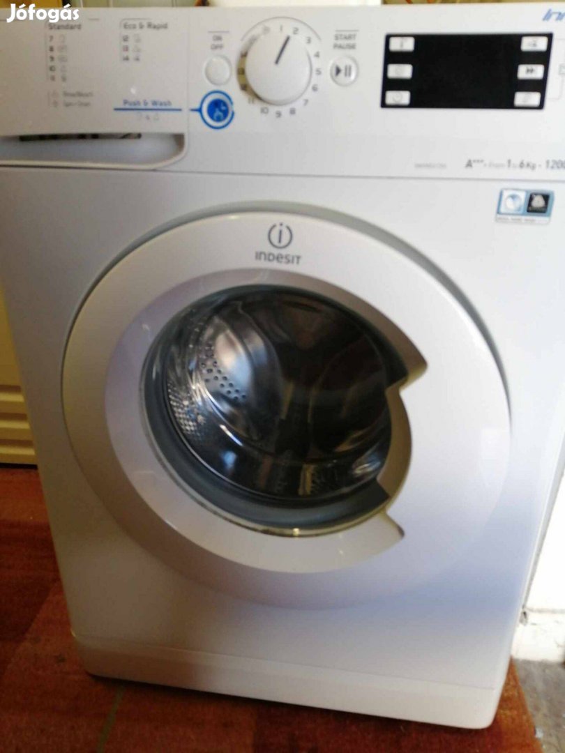 Indesit keskeny elöltöltős mosógép