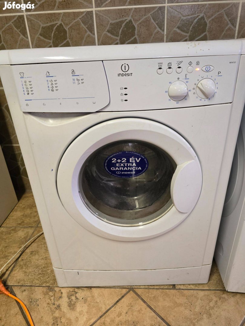 Indesit mosógép 1000 fordulattal 6kg ruha kapacitás hibátlan működésse