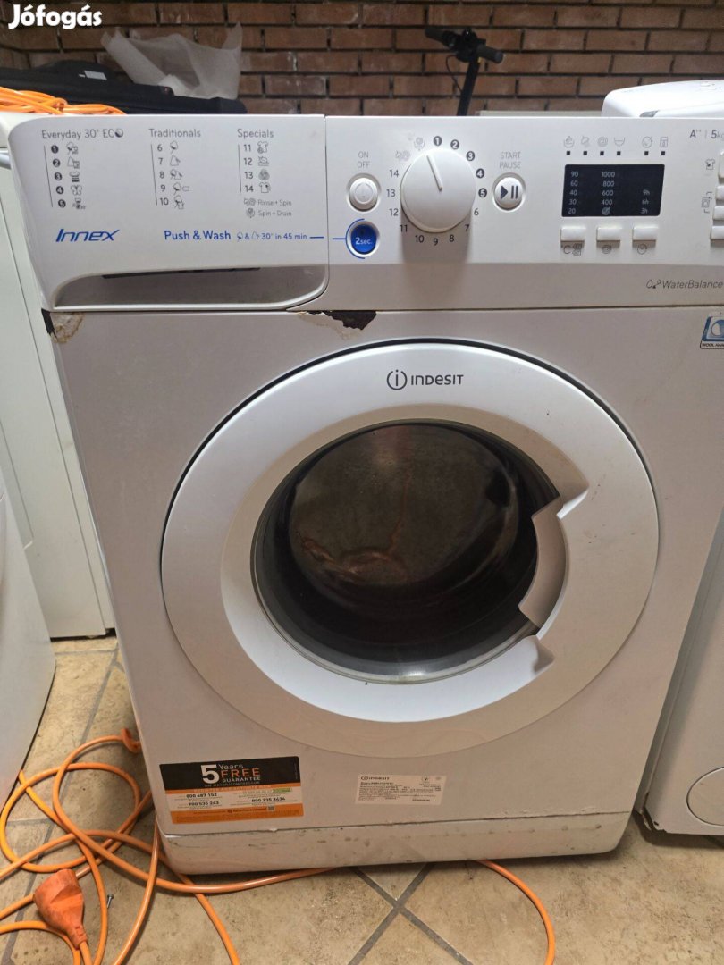 Indesit mosógép 1000 fordulattal 6kg ruha keskeny kivitel