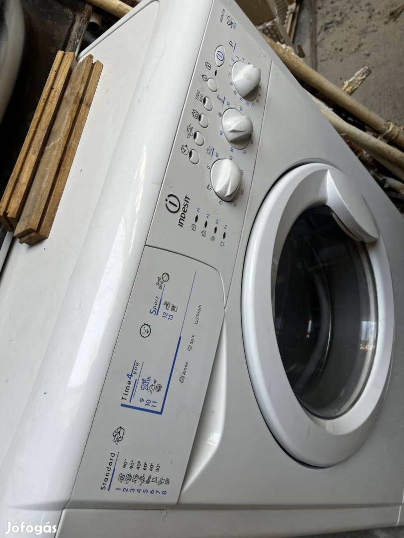 Indesit mosógép Widxl 126EX ( alkatrésznek )