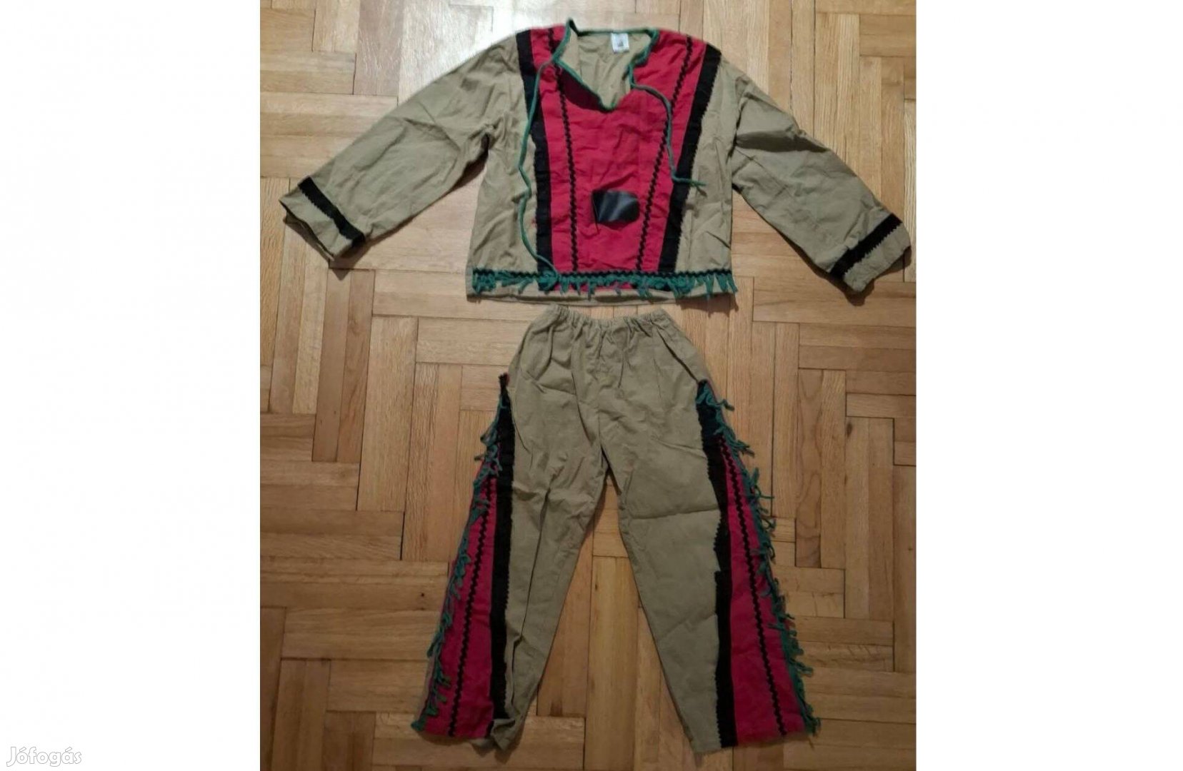 Indián jelmez, 128-as méret