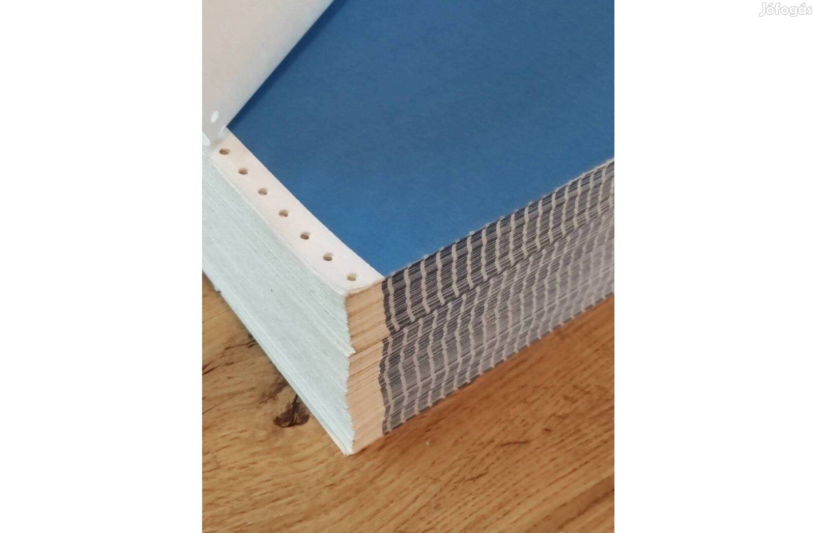 Indigós leporelló papír mátrix nyomtatóhoz 222 x 12"