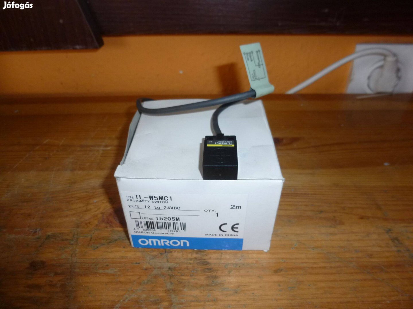 Induktív érzékelő szenzor Omron 5328