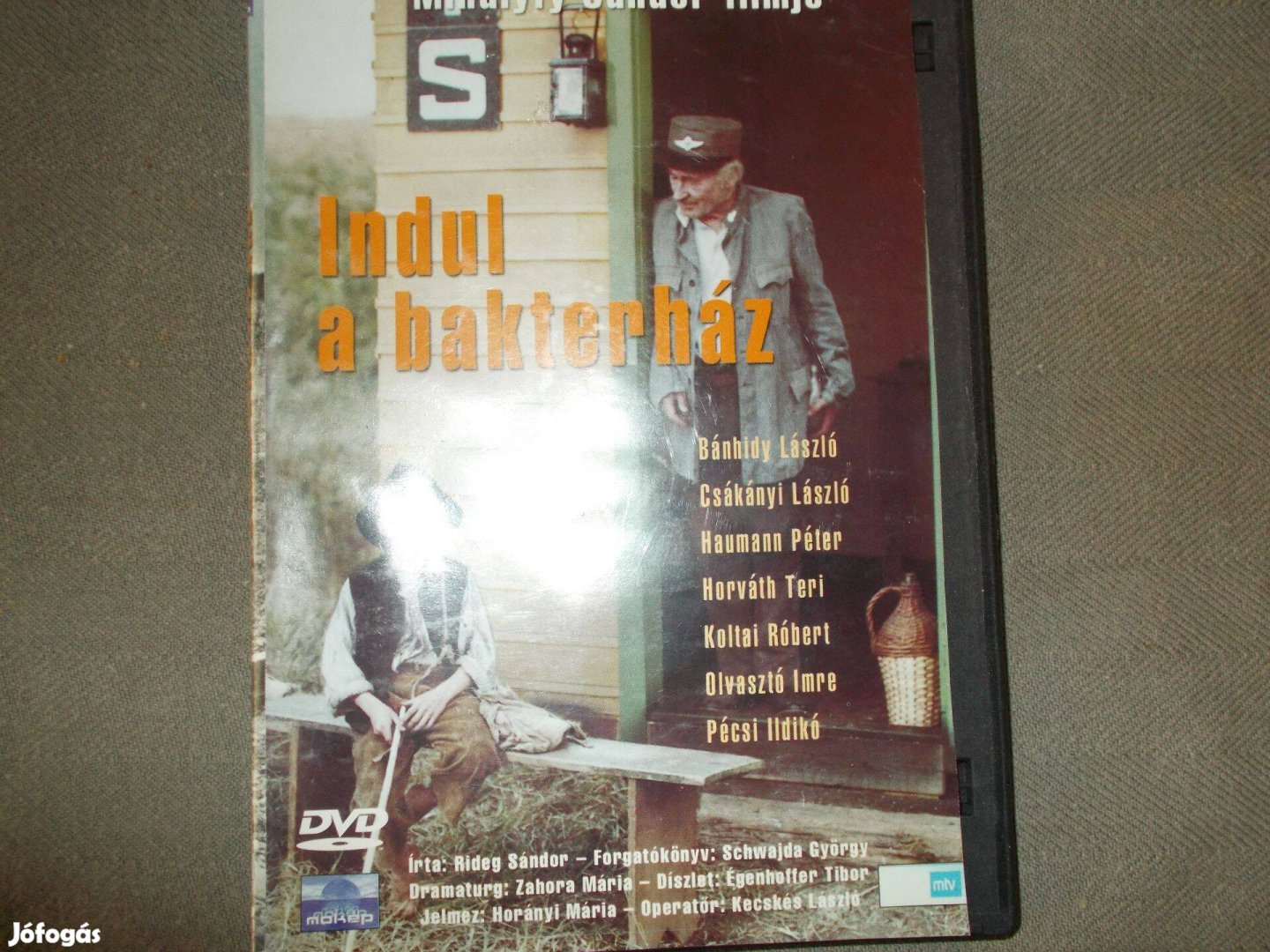 Indul a bakterház dvd