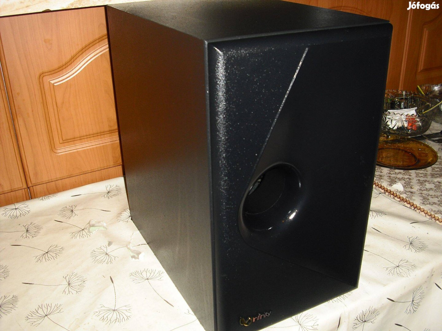 Infinity Mikro subwoofer