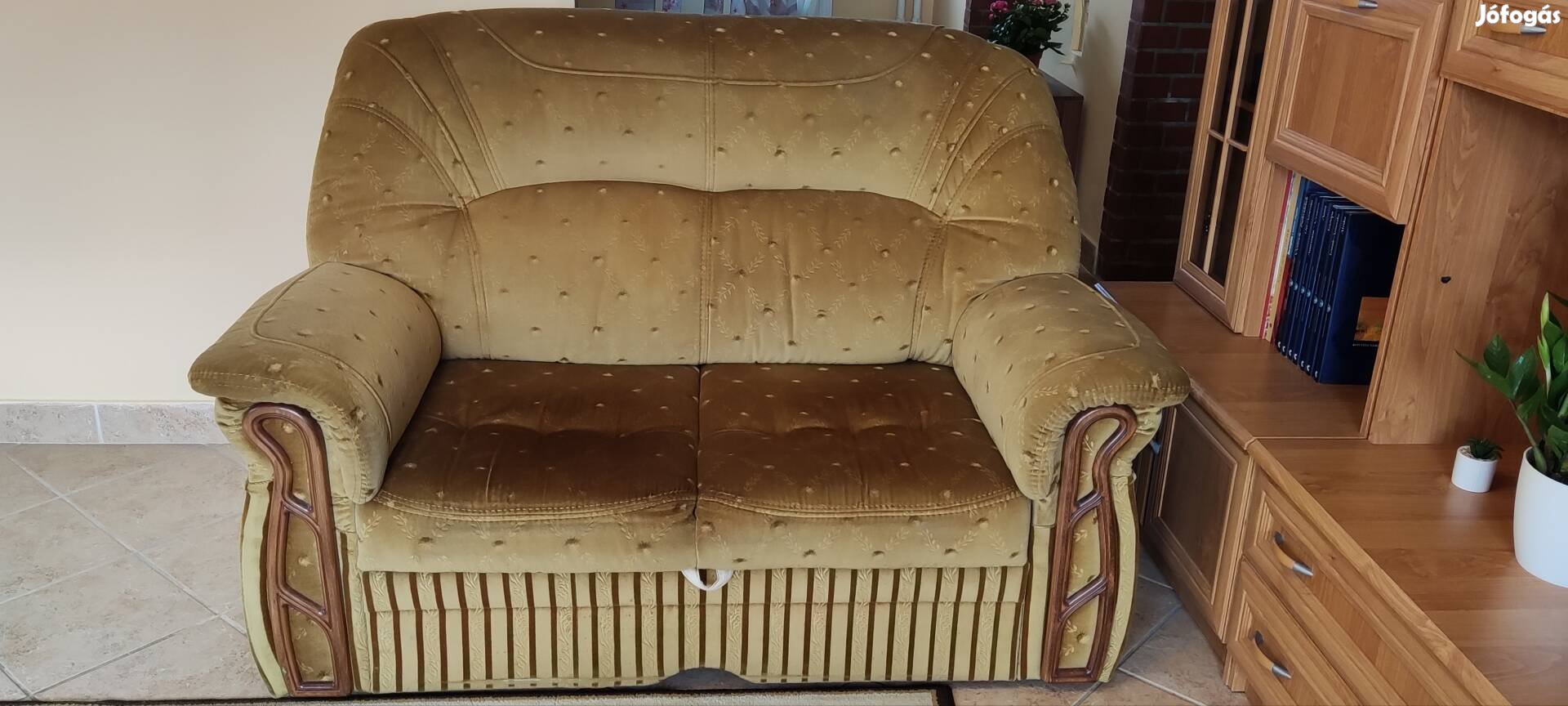 Ingyen Elvihető 2 személyes kihúzható kanapé 