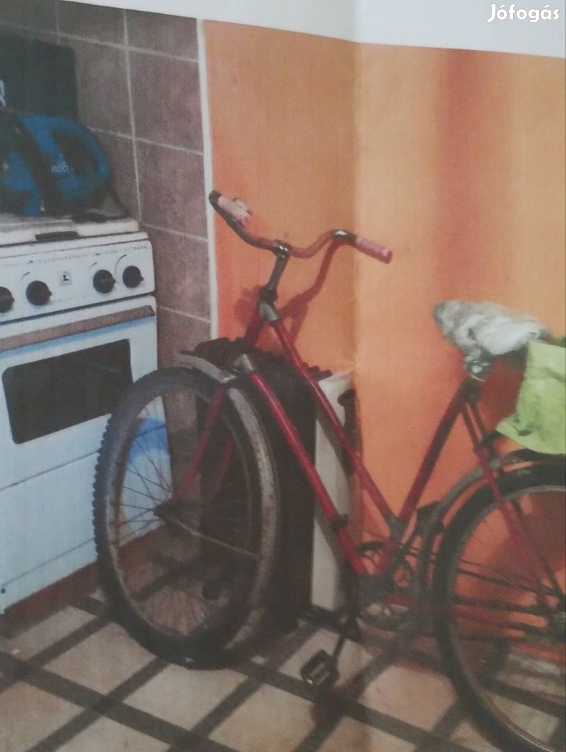 Ingyen elvihető Debrecenben magyar 28 as méretű Csepel női kerékpár!
