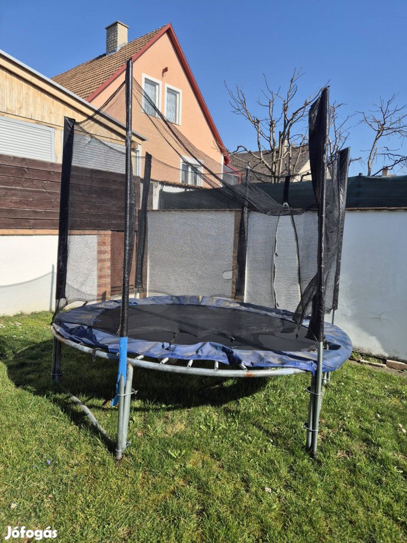 Ingyen elvihető Spartan 305cm es trambulin