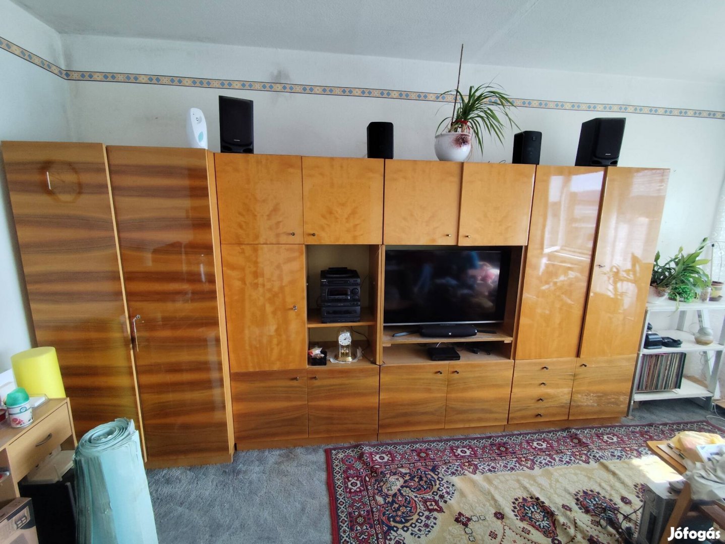 Ingyen elvihető bútorok költözés miatt