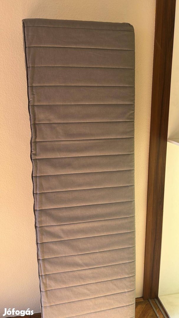 Ingyen elvihető kanapé