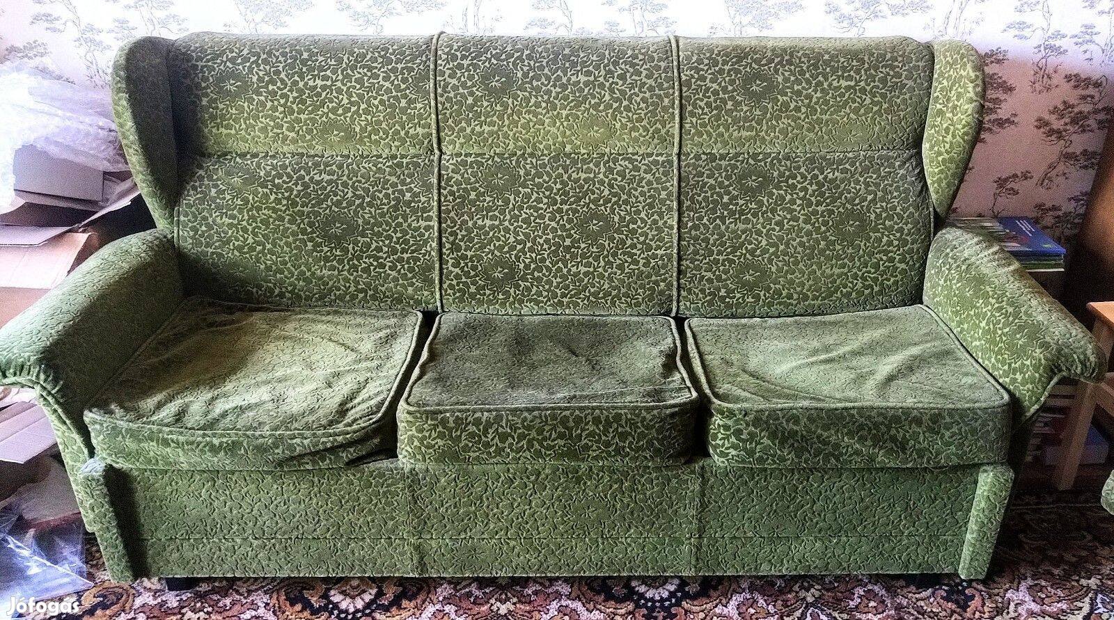 Ingyen elvihető kinyitható ágy kanapé ülőgarnitúra