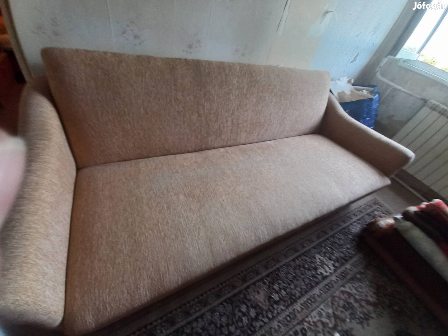 Ingyen kanapé