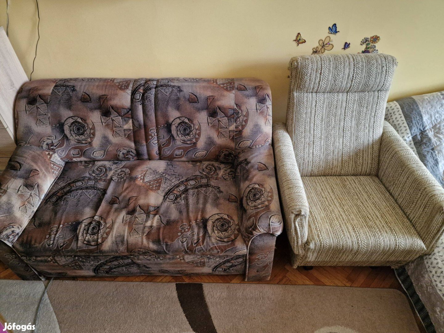 Ingyen vihető kanapé, fotel, székek Szfvár