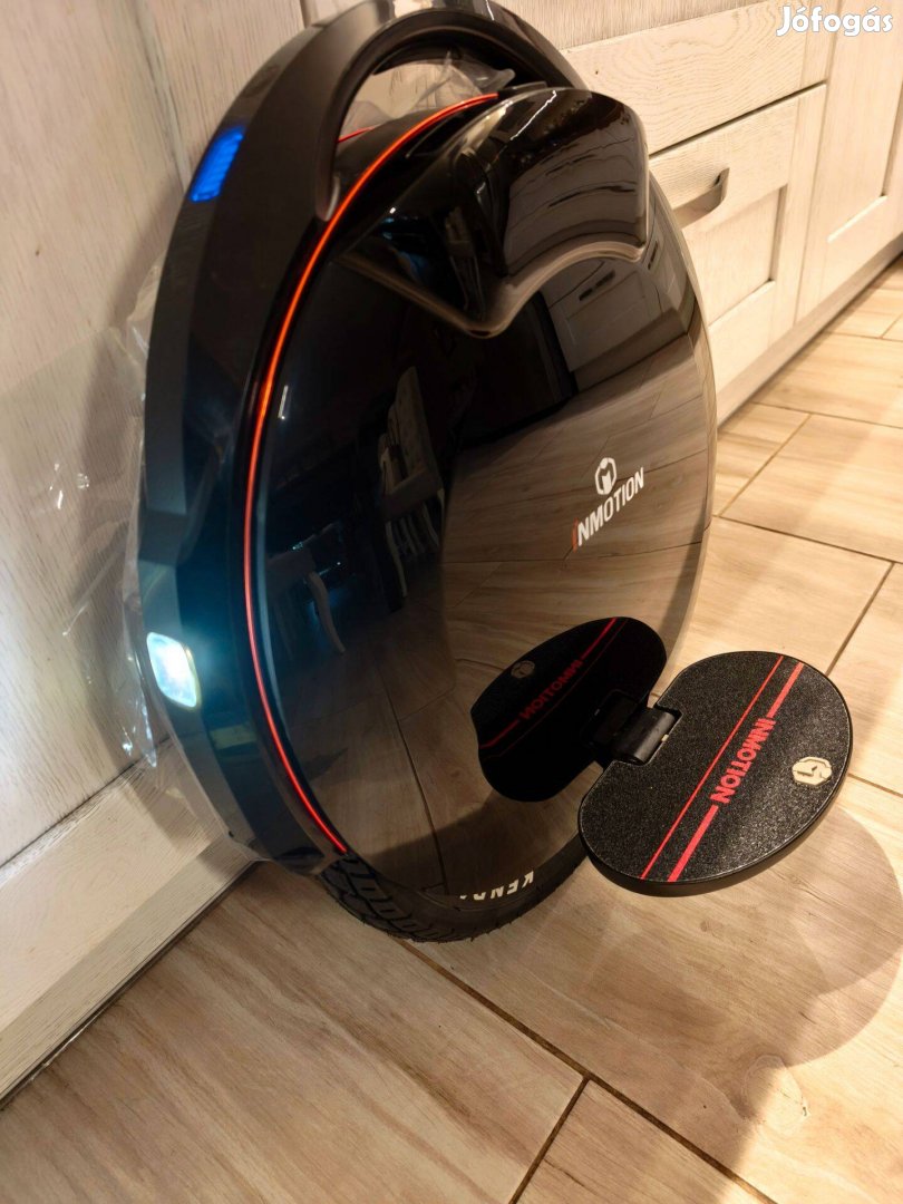 Inmotion V8 elektromos egykerekű