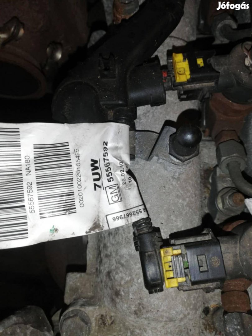 Insignia bontott motor