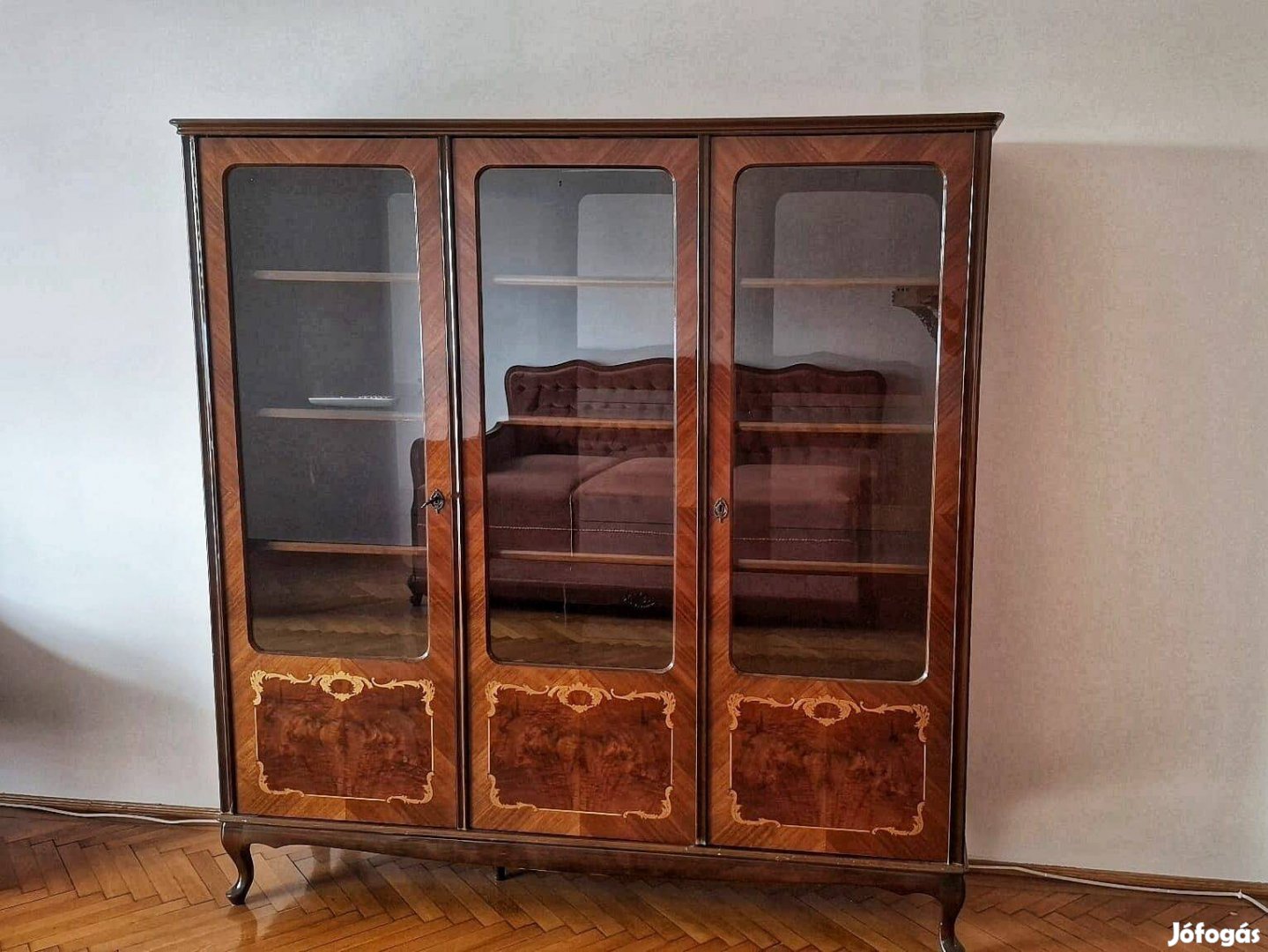 Intarziás Bútoregyüttes