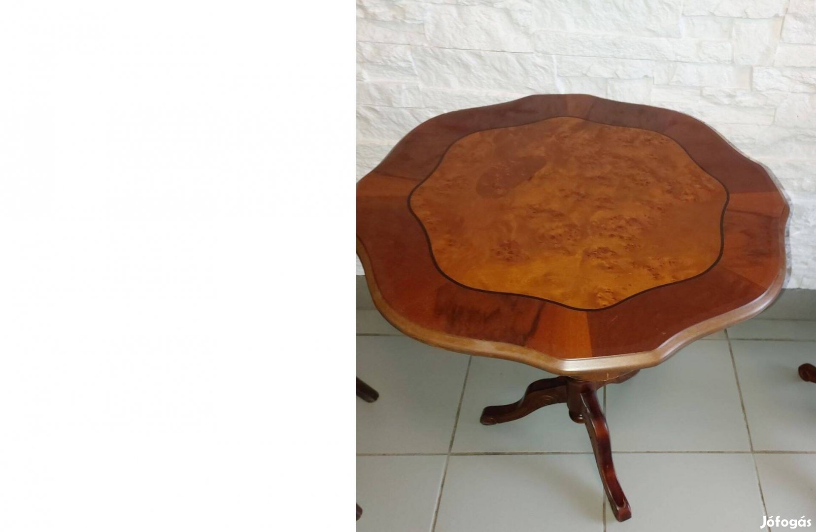 Intarziás lerakóasztal 2 db, szép állapotban