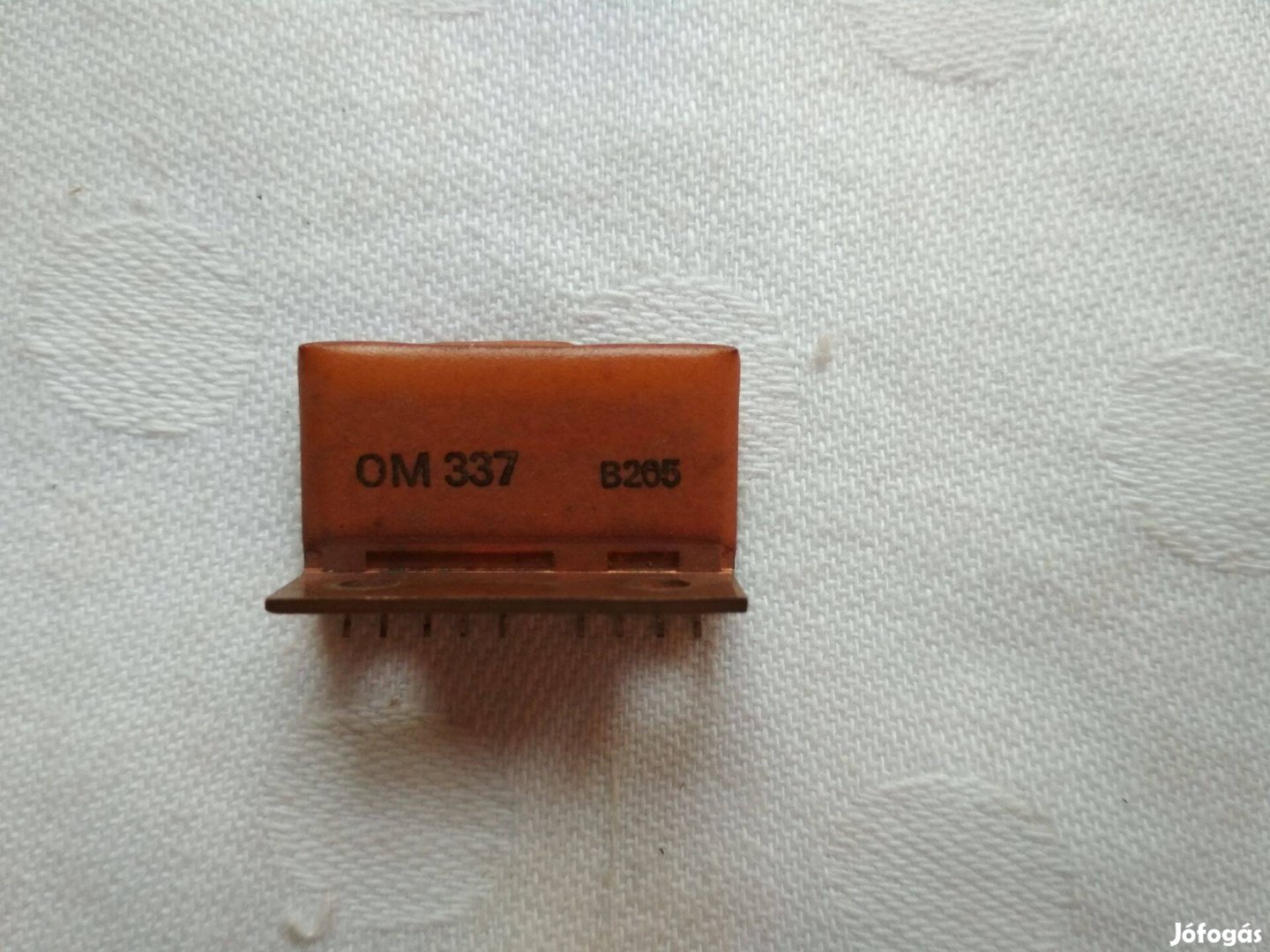 Integrált áramkör OM337