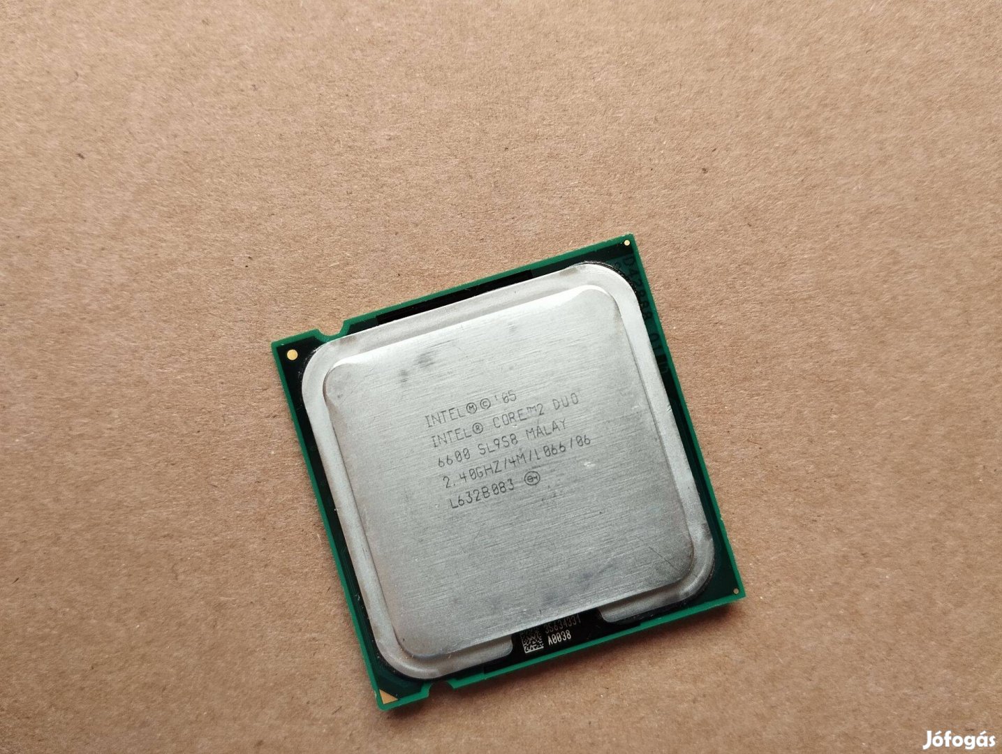 Intel Core 2 Duo E6600 2.4 GHz LGA775 Processzor