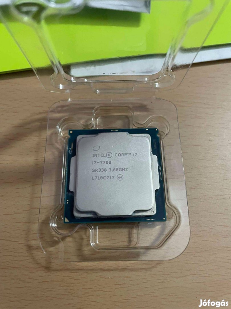 Intel Core i7-7700 processzor