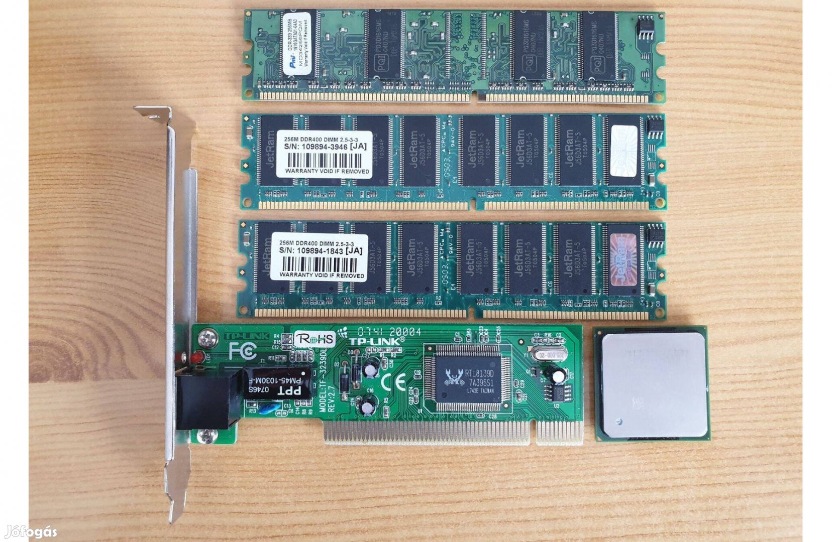 Intel celeron 2,4GHz processzor + Tp-link hálózati kártya + memória