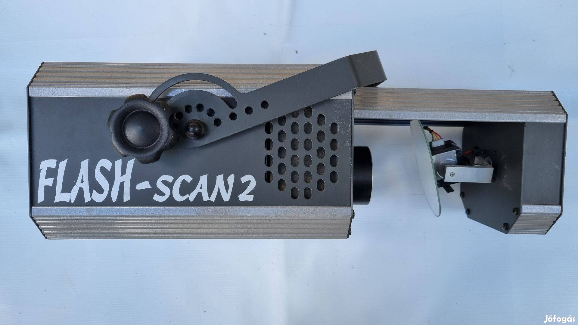 Intelligens DMX rendszerű DISCO robotlámpák + laser vezérléssel együtt