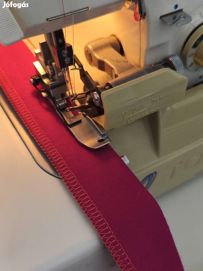 Interlock varrógép 