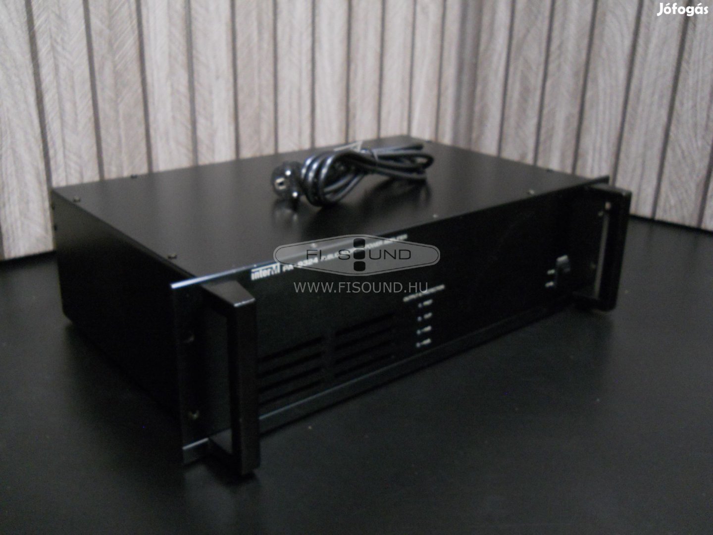 Interm PA-9324 , 240W, mono végfok erősítő