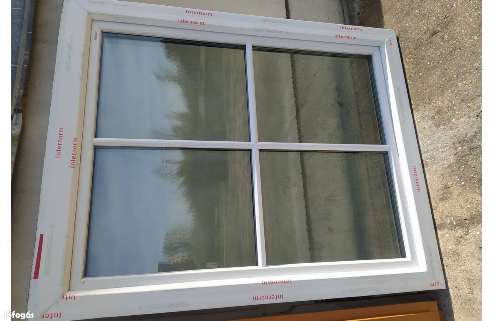 Internorm 120x148 cm-es hőszigetelt műanyag ablak
