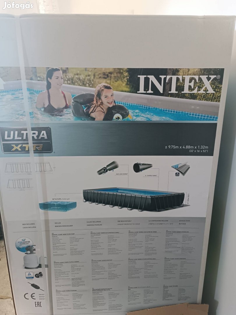 Intex Ultra XTR Rectangular Frame Pool Set medence