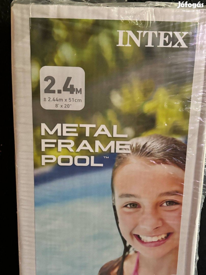 Intex medence bontatlan csomagolásban